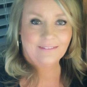 Meet your Posher, Sandy